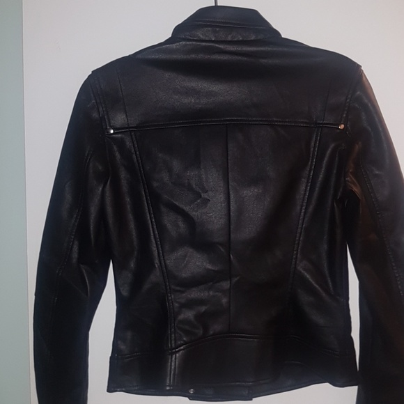 Leather jacket - Picture 2 of 3